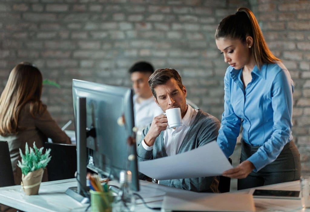 ¿Es legal usar Chat GPT con datos de clientes? Claves de la inteligencia artificial RGPD empresas 3 Protección de datos e inteligencia artificial en empresas