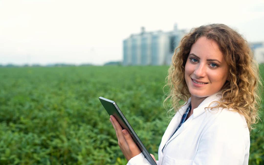 Protección de datos en cooperativas agrícolas y bodegas de Córdoba: Gestión de socios, canal de denuncias y trazabilidad digital